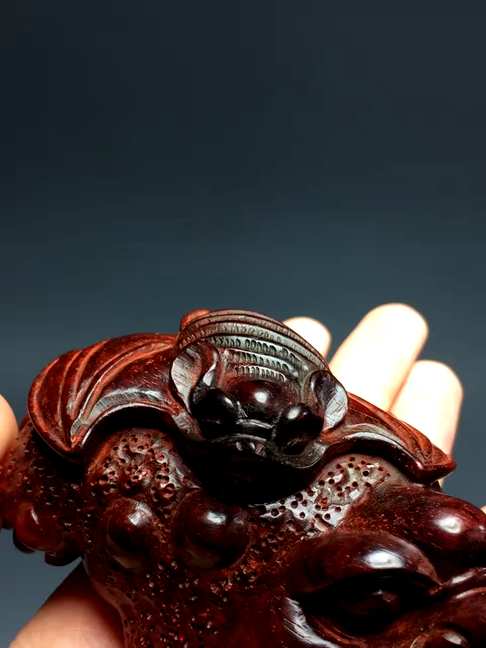 “金蟾有福”印度小叶紫檀手把件高油高密手工雕