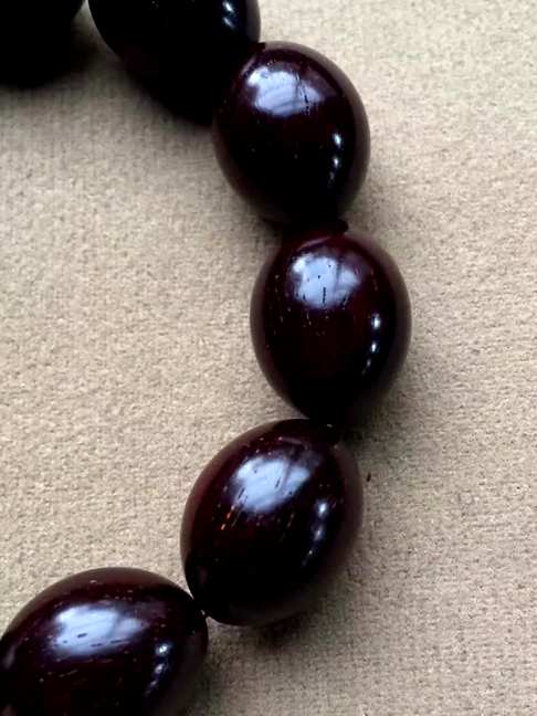 印度小叶紫檀橄榄珠手串15*20mm高密野生林老料少棕眼略包浆高油|