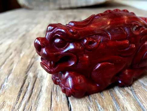 印度小叶紫檀文玩手把件茶宠一对【貔貅】雕刻形象料子一级棒