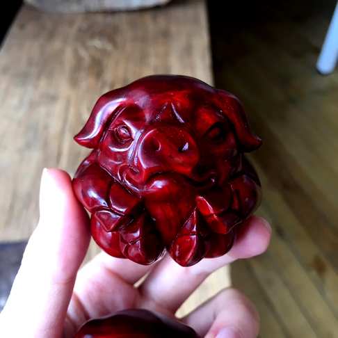 生肖猪保健球一对50mm印度小叶紫檀高密度老料手工精雕无棕眼