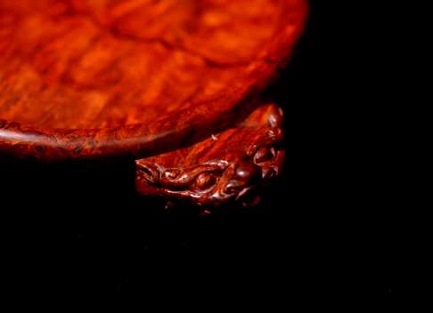 印度小叶紫檀貔貅烟灰缸瘤疤老料