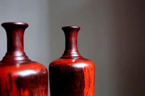 雅器|花瓶造型典雅,火焰纹,木质细腻,纹理清晰,紫檀·火焰纹花器