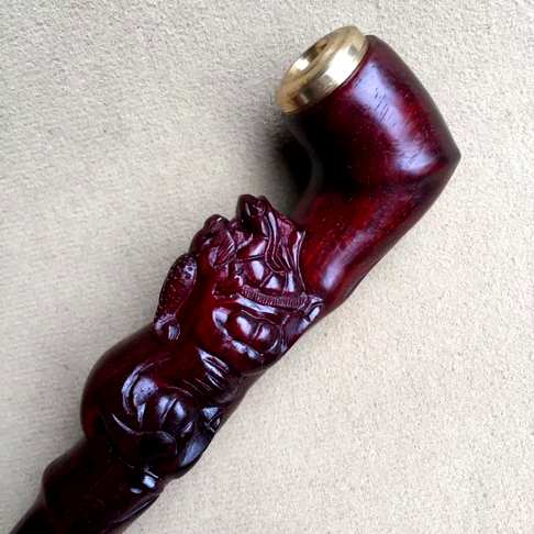 印度小叶紫檀木雕手把件｛貔貅烟嘴｝高密大料