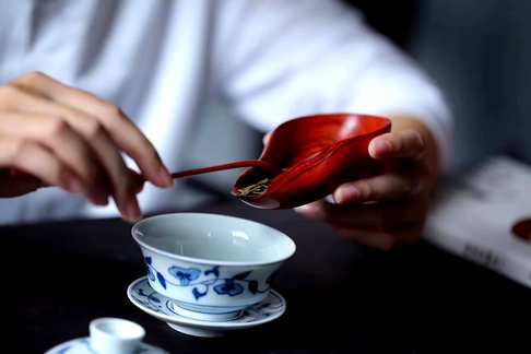 一件器物,形,是关键好的茶则应该具备方便手握,容易聚茶,最好茶则