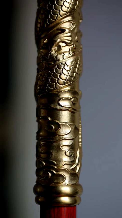 如意金箍棒,小叶紫檀+黄铜长102cm直径3.3cm重5.66斤