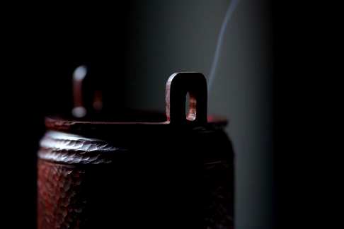 三足香炉,小叶紫檀家居雅器口径6.5cm高20cm重215g
