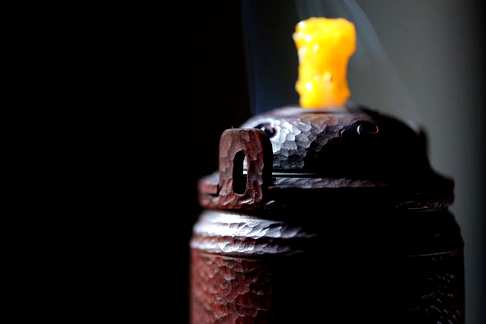 三足香炉,小叶紫檀家居雅器口径6.5cm高20cm重215g