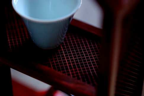 小叶紫檀方菱·茶边柜,待客有道,从容优雅陈放主客专用杯,让生