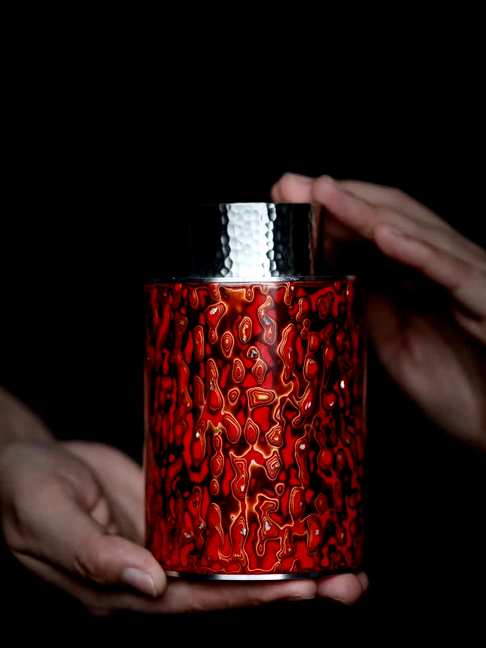 红金大漆锡胆【茶叶罐,以紫光檀材质为胎底,以锡为胆,嵌螺钿髹漆