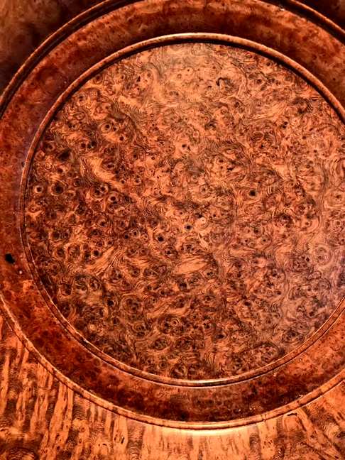 干果盘+壶托,取材爆满瘤疤缅花,一木两器,圆柔质润 置于案台茶席