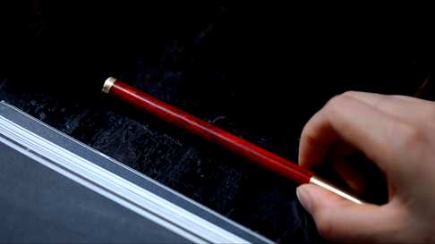 小叶紫檀签字笔,长15.6cm直径1cm黄铜4cm重29g