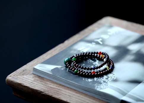 佛珠手串『子衿』海黄6mm108颗,配以多宝：大漆珠,玛瑙,青金石,蜜
