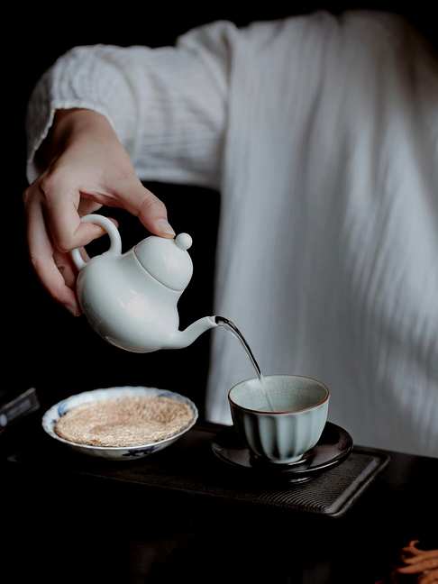 紫光檀『主人茶杯垫』,茶席上不可少的雅物器型素雅,曲线圆润,典