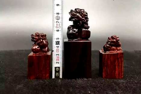 3个小叶紫檀--三狮印章 实心材料取材雕刻