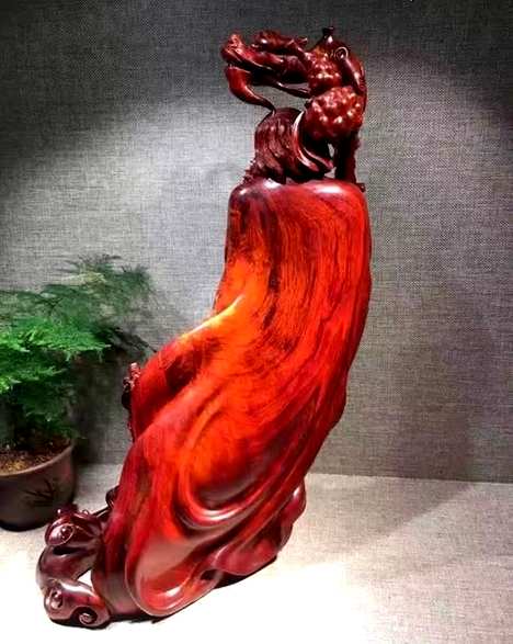 【神器】：小叶紫檀老料（戏狮达摩） 细腻的雕刻 高油密的材料