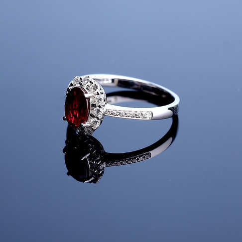 金镶钻鸽血红红宝石戒指--红宝石-B253817D01017