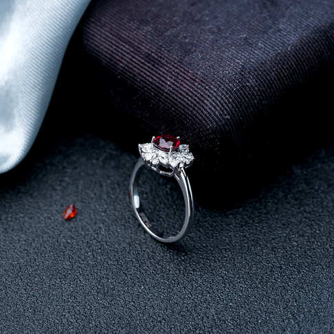 鸽血红红宝石戒指--红宝石-B253818K29005