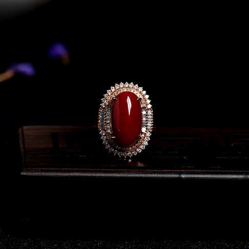 金镶钻阿卡牛血红珊瑚戒指--红珊瑚-阿卡-A100217A19032