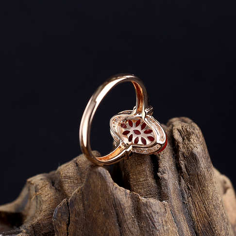 金镶钻阿卡黑红珊瑚戒指--红珊瑚-阿卡-B100217D06010