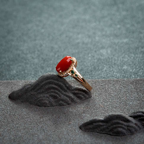 金镶钻阿卡正红珊瑚戒指--红珊瑚-阿卡-B100217E02010