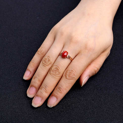 金镶钻阿卡朱红珊瑚戒指--红珊瑚-阿卡-B10H717F06007