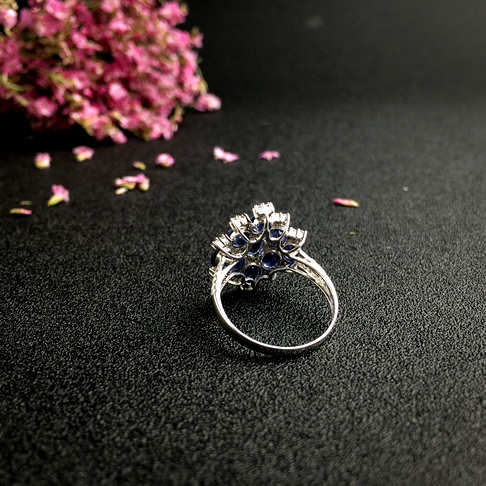 金镶钻蓝宝石戒指--蓝宝石-B250216L11004