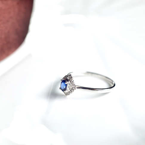 深蓝色蓝宝石戒指--蓝宝石-F25CM21L21008