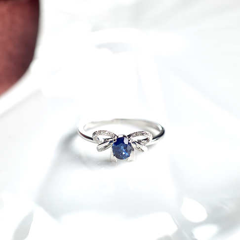 深蓝色蓝宝石戒指--蓝宝石-F25CM21L21015