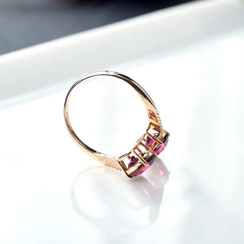 紫红石榴石戒指--石榴石-F070220L10008