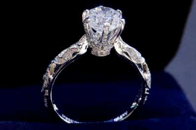 金750钻石戒指是什么材料？ 材料-钻石戒指