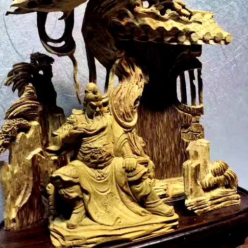 《义薄云天-关公》【材料】采用越南沉香 雕工精湛 形态神似