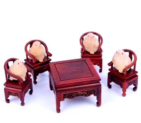 红木迷你小家具： 桌子_为10*10*7.6cm高椅