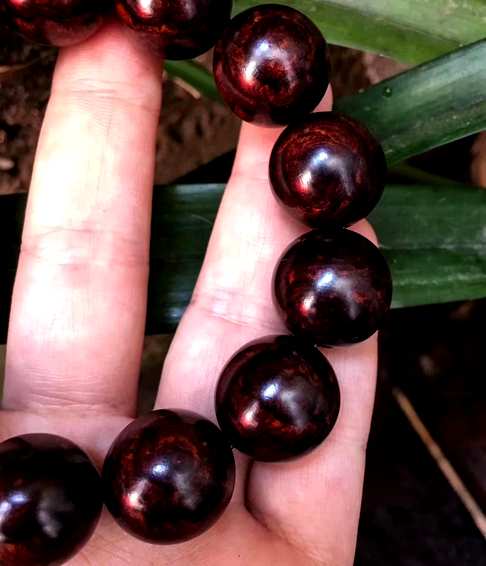 海南黄花梨1.8野生油梨老料双面天眼高端暗紫底玻璃底材质。
