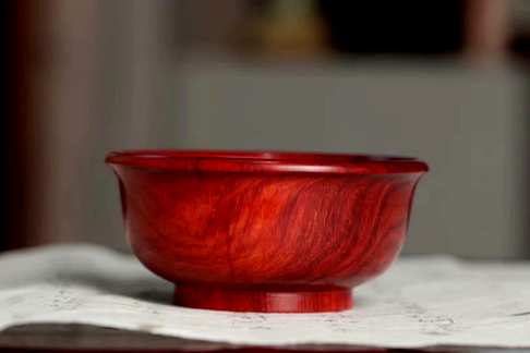 碗聚宝盆碗是圆满的象征寓意未来生活稳稳当当幸福团圆印度