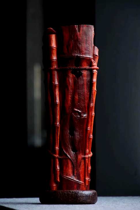 竹报平安·小叶紫檀香筒10.5×9×32cm