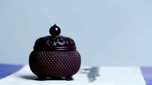 复杂的世界里为自己泡一壶茶点一炷香小叶紫檀编织纹香炉韵材质印度小