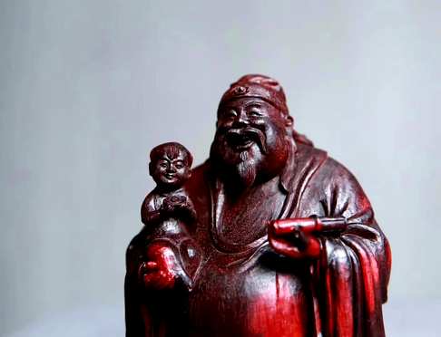 人们常把福与寿禄组合在一起来表达一种美好愿望是中国民间信仰的三位神仙象